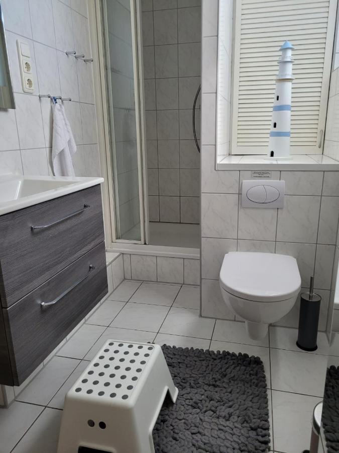 Hotel 4 Sterne Dtv Floating House à Kröslin Extérieur photo